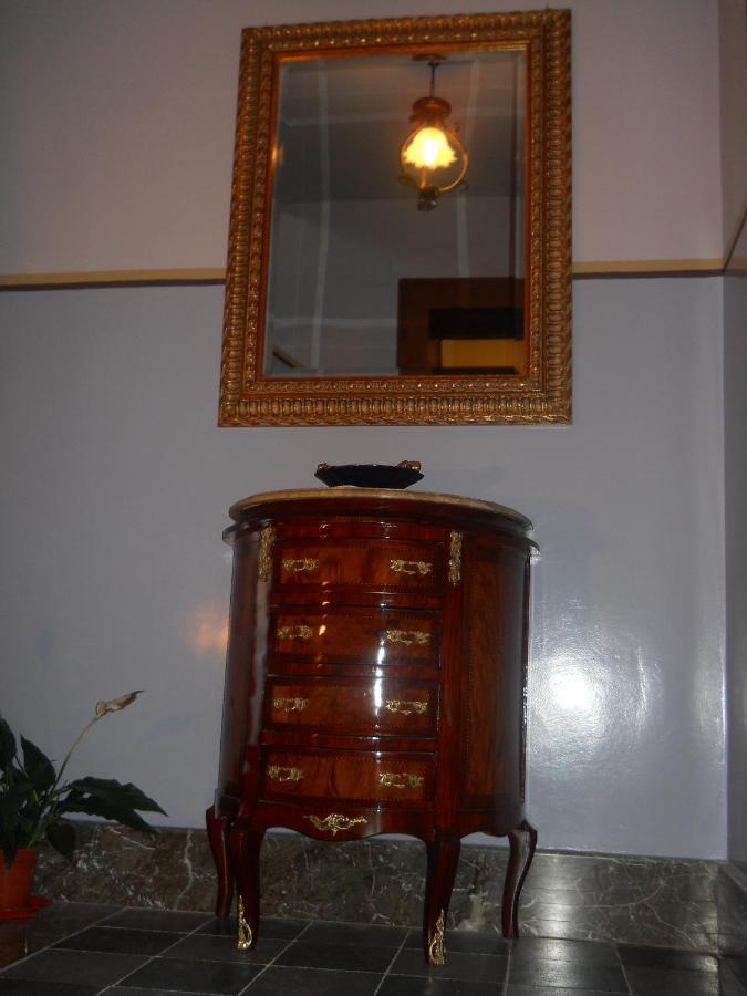 Bed and Breakfast Antico Palazzo Giardini-Naxos Zewnętrze zdjęcie