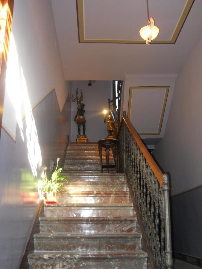 Bed and Breakfast Antico Palazzo Giardini-Naxos Zewnętrze zdjęcie