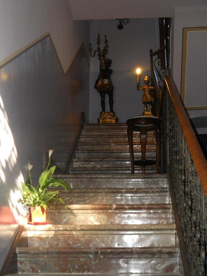 Bed and Breakfast Antico Palazzo Giardini-Naxos Zewnętrze zdjęcie