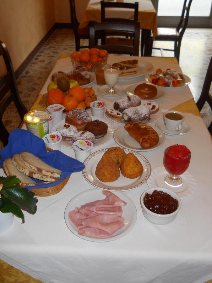 Bed and Breakfast Antico Palazzo Giardini-Naxos Zewnętrze zdjęcie