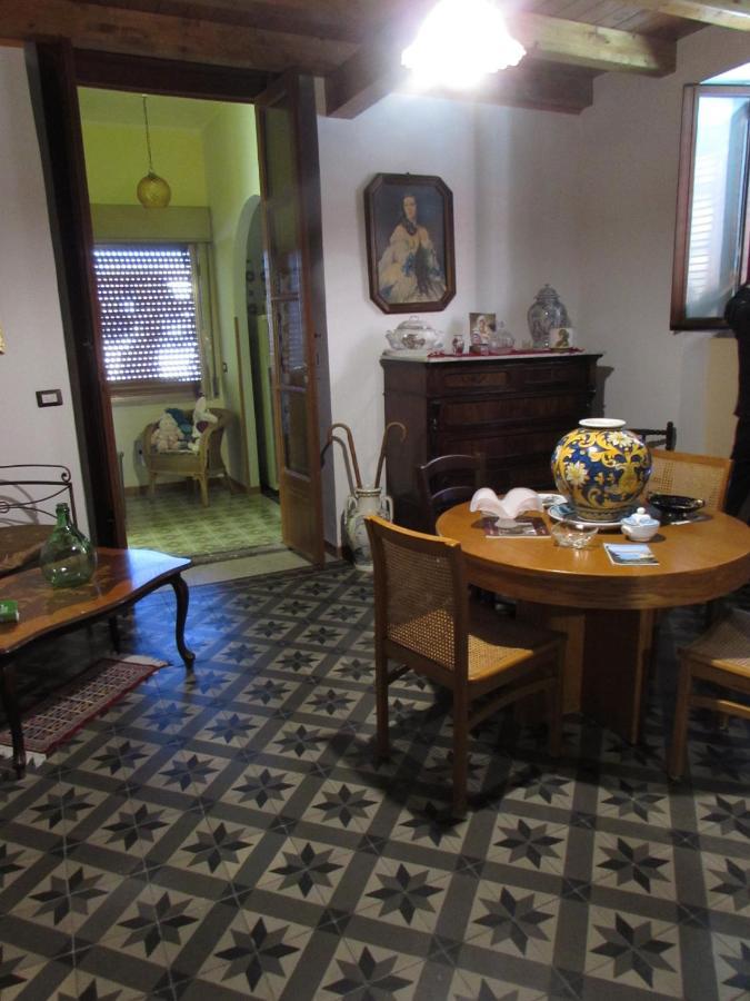 Bed and Breakfast Antico Palazzo Giardini-Naxos Zewnętrze zdjęcie