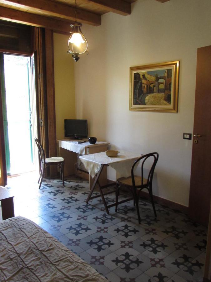 Bed and Breakfast Antico Palazzo Giardini-Naxos Zewnętrze zdjęcie