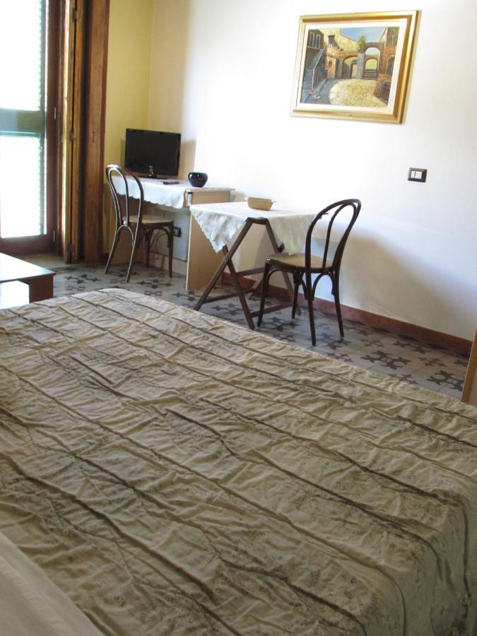 Bed and Breakfast Antico Palazzo Giardini-Naxos Zewnętrze zdjęcie